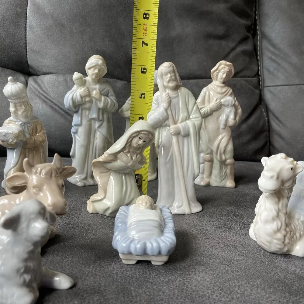 Navtivity Set 10 Piece Mary Joseph Jesus Wise Men Camel Cow Sheep